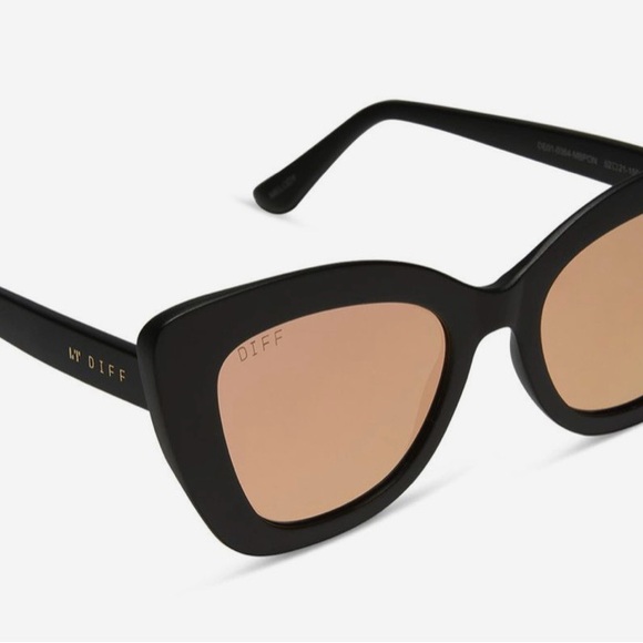 DIFF Black Cat-Eye Sunglasses - Picture 2 of 8